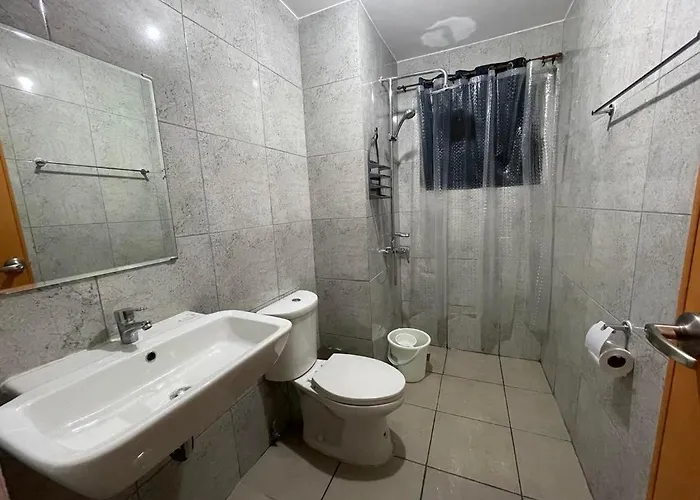 Bed & Breakfast Ama Tower Residences